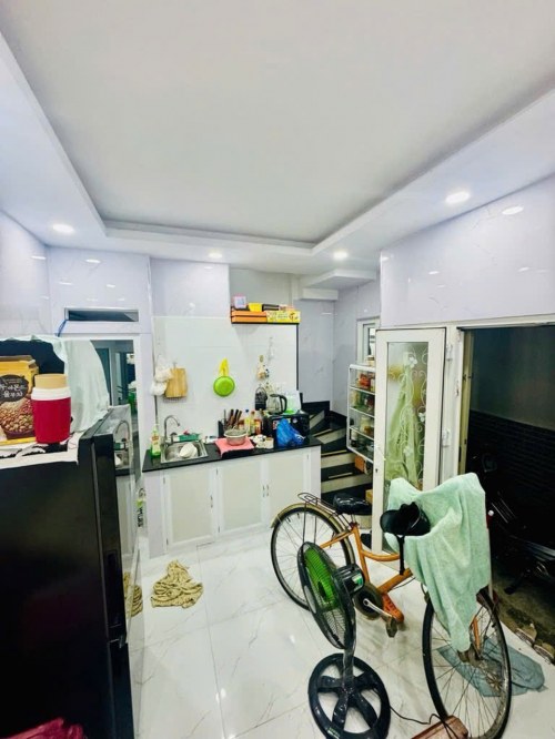 H2130 nhà Đ. số 27 Gò Vấp, sổ hồng riêng, Vuông, 2T, 2.x tỷ