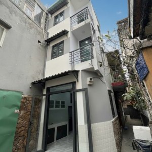 T2155 nhà 1/ Nguyễn Văn Nghi Gò Vấp, sổ hồng riêng, hẻm xe hơi, 3 tầng, 2.x tỷ