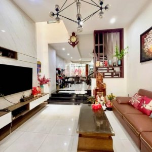 O2235 | Ngộp! Nhà 4 tầng sát Đại học Hồng Bàng