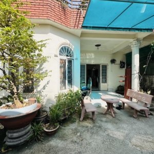 T2310 Villa Pháp sân vườn gần chợ Thạch Đà - Ngang hơn 10m