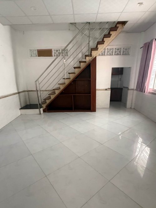 D2409* TÌM ĐÂU RA CĂN THỨ 2 GIÁ NÀY Ở PHƯỜNG 6?
