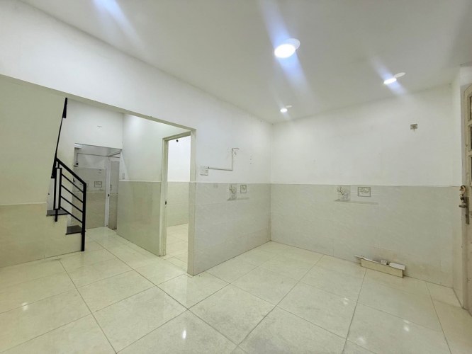 H2410 TÌM ĐÂU RA CĂN THỨ 2 PHÂN KHÚC 2 TỶ trung tâm P5?