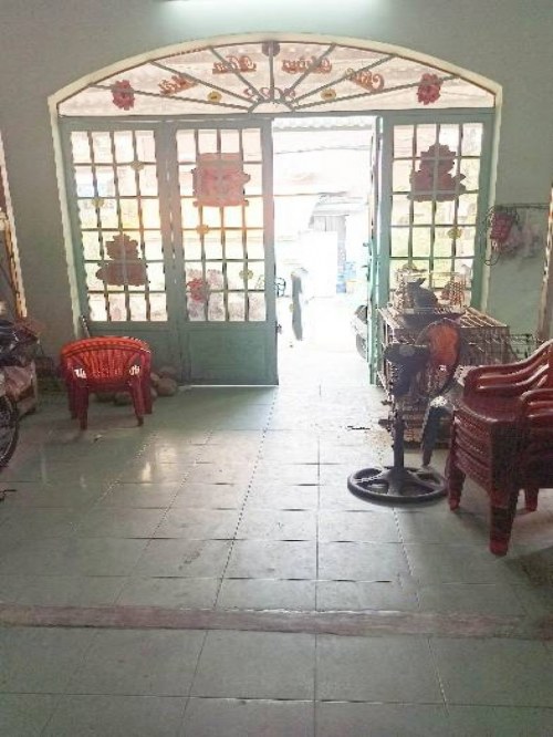H2416 Đ. nhựa 8m thông - Xe tải tránh nhau thoải mái!