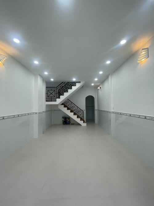 H2476 Cơ hội sở hữu nhà Tân Bình giá sốc! Hẻm 4m thông ra Nguyễn Phúc Chu chỉ 30m.