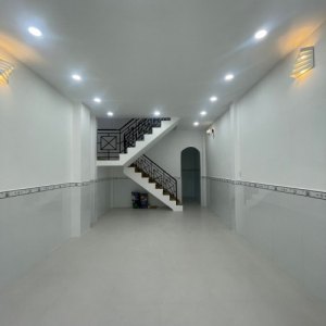 H2476 Cơ hội sở hữu nhà Tân Bình giá sốc! Hẻm 4m thông ra Nguyễn Phúc Chu chỉ 30m.