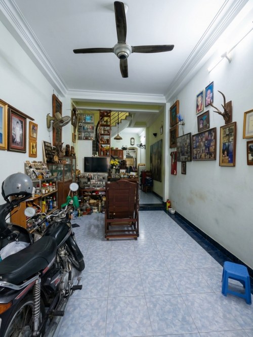 [D2481] Nhà Nguyên Hồng Diện tích lớn 76m2 sát ĐH Văn Lang, 12.x tỷ