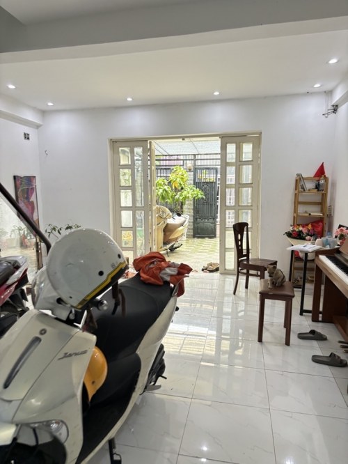 [L2492*] hiếm có! mặt tiền SHR 150m2 Thủ Đức, 11.x Tỷ