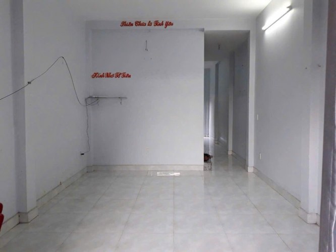 [L2539*] Cơ hội để ở! Nhà 2T gần trường Đại học 3.x tỷ