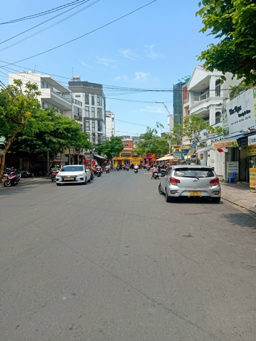 [T2549] Nhà MT Đường 12m sầm uất gần chợ Bà Chiểu, 5T kiên cố, 18.x tỷ