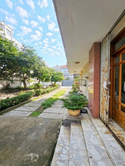 [D2577*] Siêu phẩm Biệt thự 2 mặt thoáng 3 tầng 586m2 sát cầu Bình Lợi, giá 8x tỷ cực hot!