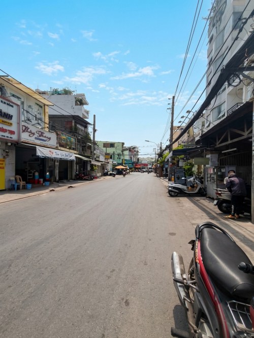 [O2606] Lô Đất hậu nở Phong Thủy 10m mặt tiền Nguyên Hồng, 31.x Tỷ