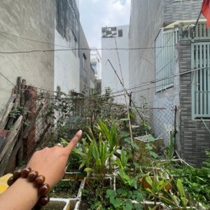 [KH040*] Đất trống tiện xây mới gần Chợ Xóm Mới - Giá sập hầm 4.x tỷ!