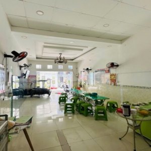 [H2685*] Nhà Cực tốt Sửa Nhẹ Ở liền gần Chợ Cầu Quận 12 - Giá 9.x Tỷ