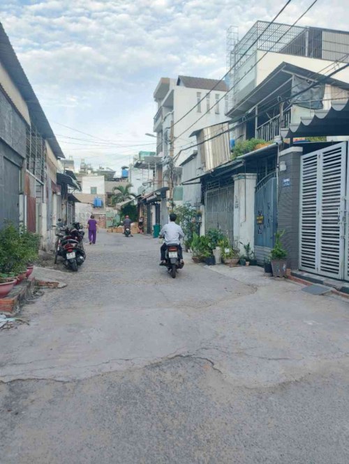 [KH062*] nền đất đẹp 4x26m hẻm thông 6m Phan Huy Ích gần Emart, giá 9.x tỷ
