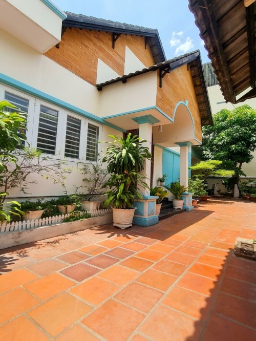 H2809 - Nhà sân vườn 416m2 ngang 12.5m sát Vincom, 7x tỷ