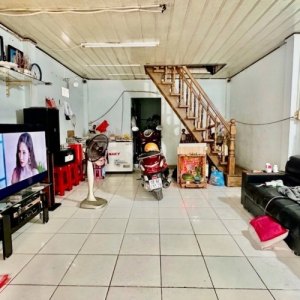 [T2821*] Nhà 2 tầng lô góc lô góc sát UBND Phường Gò Vấp, 4.x tỷ