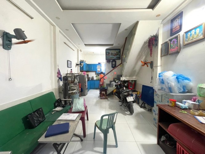O2836* Nhà 2 tầng giá đẹp gần Ngã 6 Gò Vấp, 3.x tỷ