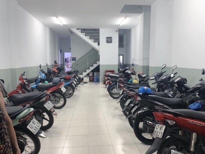 [DD101*] Bán Nhà 5T HXH 8m sát Sân Golf Tân Sơn Nhất - Giá 17.x Tỷ