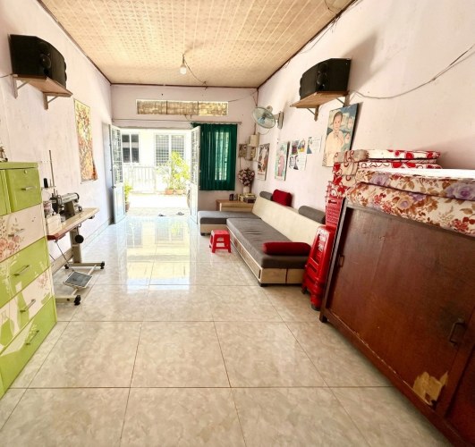 [O5889*] NHÀ lô góc sát CHỢ XÓM MỚI PHẠM VĂN CHIÊU - 3.X TỶ