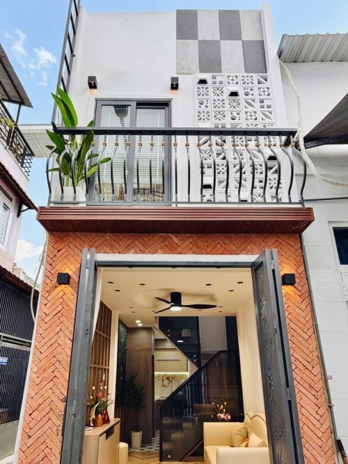 K2881 | Nhà 2 mặt thoáng 2 tầng sát cầu Bến Phân - Giá 3.x tỷ
