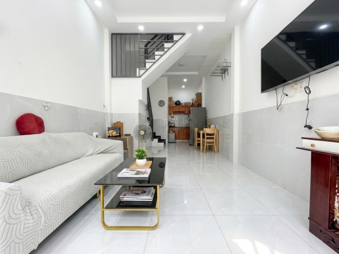 H2879 | nhà mới có Sân thượng sát chợ An Nhơn Lê Đức Thọ - Giá 3.x tỷ