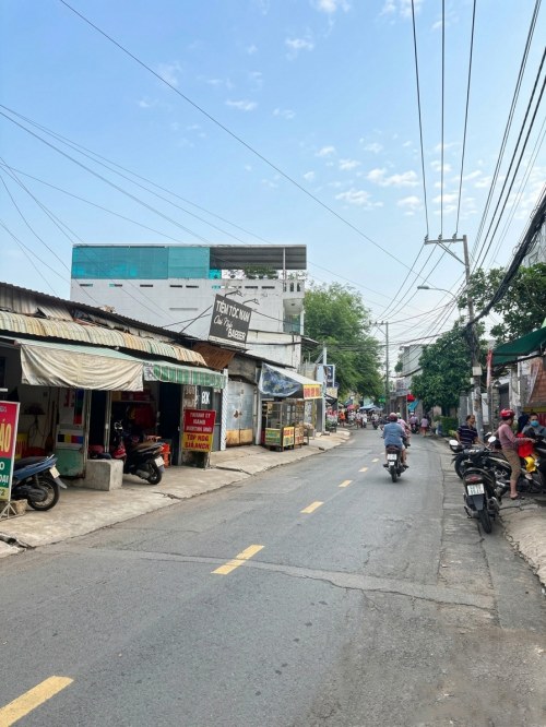 [K2893*] đất đẹp tặng nhà 104m2 gần ĐH Kinh Tế Luật Giá 8.x tỷ