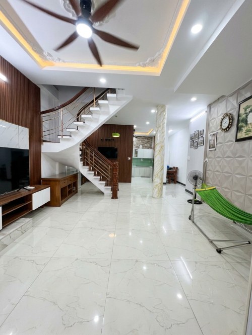 [L2924*] Nhà 2T Rộng 5m sát CV Làng Hoa Gò Vấp - 6.x Tỷ