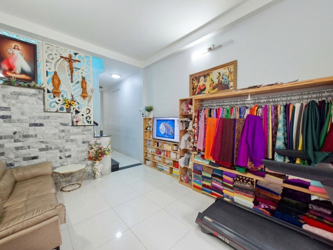[T2934] nhà xinh ở liền sát Chợ Xóm Mới, 3.9x21m, giá 7.x tỷ
