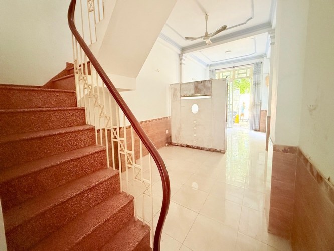 [L2936] Nhà tốt 80m2 hẻm xe hơi 8m gần Chợ Xóm Mới - Giá 9.x tỷ