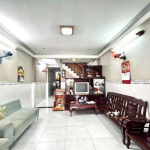 [T3106*] cần bán nhà 1/ Quốc Lộ 13 - Hiệp Bình, Hẻm Ôtô né, 8.x tỷ