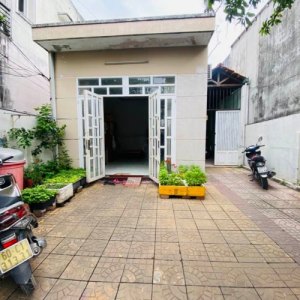 K3118* Nhà sân đỗ ô tô 140m2 QL13 Hiệp Bình giá 10.x tỷ