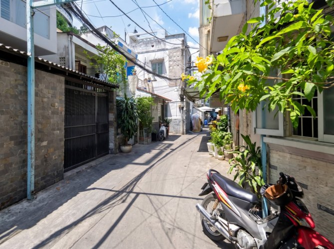 H3146 Nhà RẺ QUÁ vuông A4 gần City Garden sổ hồng riêng Chỉ 5.x Tỷ