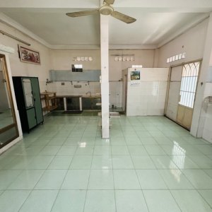 T3164 GIẢM KHÔNG PHANH Nhà 1/ Kế Hàng Xanh Nhỉnh 13.x Tỷ