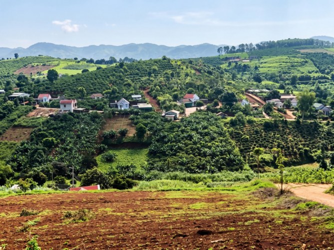 D3168 GIẢM KHÔNG PHANH Đất sát Chùa Linh Ẩn Nhỉnh 1.x Tỷ (x tiểu học)
