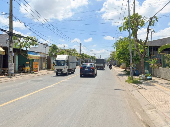 T3176 Nhà mặt tiền Nguyễn Văn Bứa Nhỉnh 12.x Tỷ
