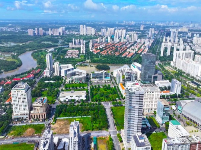 Kinh doanh tại Phường Phú Thuận: Dòng tiền từ cộng đồng cư dân quốc tế