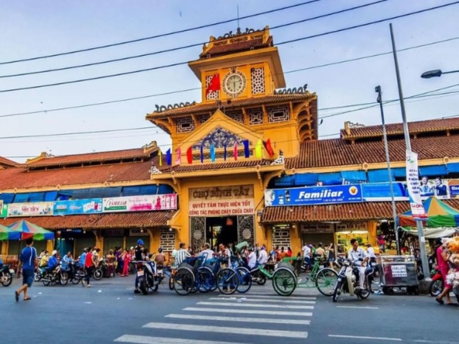 Kinh doanh tại Phường Bình Tây: Dòng tiền luân chuyển không ngừng nghỉ