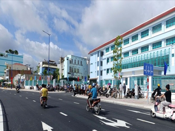 Kinh doanh tại Bình Trị Đông: Dòng tiền từ "Vũ trụ lưu trú" và Y tế