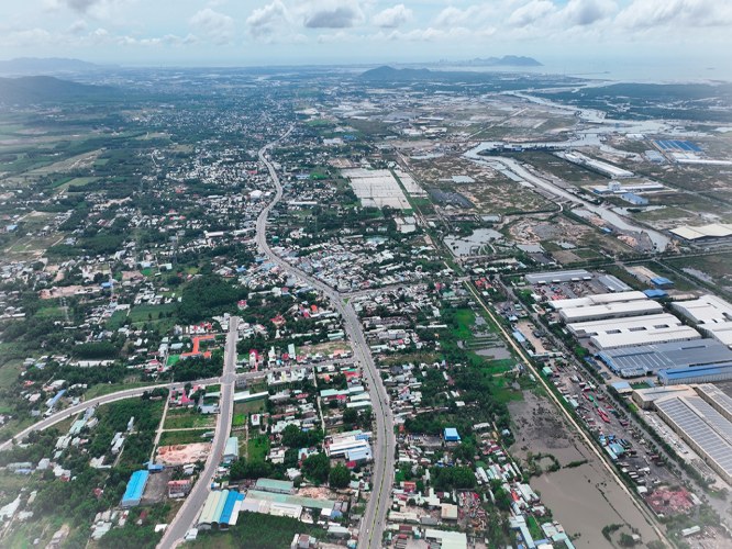 Cơn sốt đất Tân Phước: Đầu tư lướt sóng hay tích lũy dài hạn?